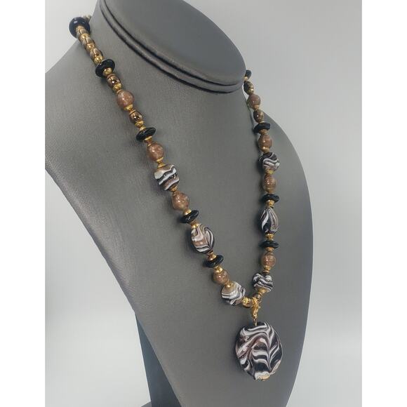 Vintage Hilary London Italian Murano Glass Convertible Necklace & Earrings Set - Picture 5 of 11